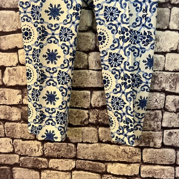 Talbots Blue & White Crop Pants Size 14 - Picture 3 of 8